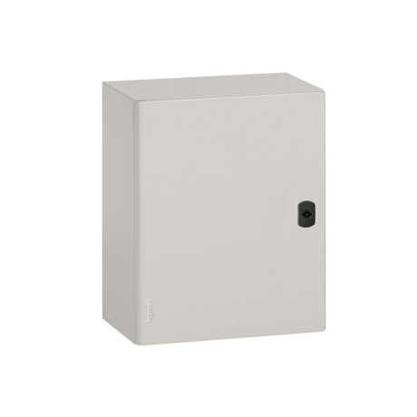 Tablero p/adosar metálico 600x600x250mm con puerta c/plancha de montaje