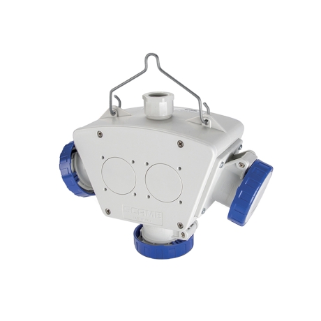 Adaptador múltiple OUT: 3 tomacorrientes 2x16A+T 250V IP67 6h